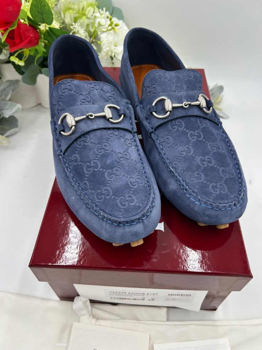 Men’s Gucci blue suede GG embossed loafer. Size 11.(fits 11.5) Made in Italy - Picture 3 of 11